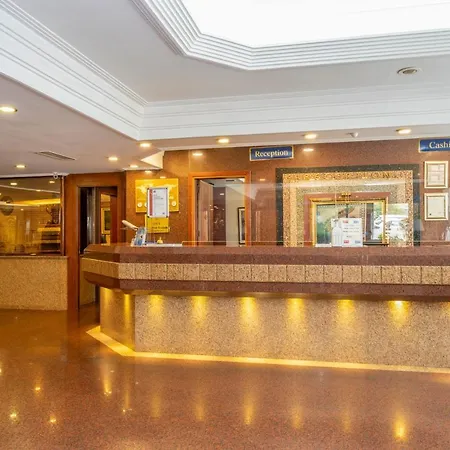 Grand Anka Hotell 4*