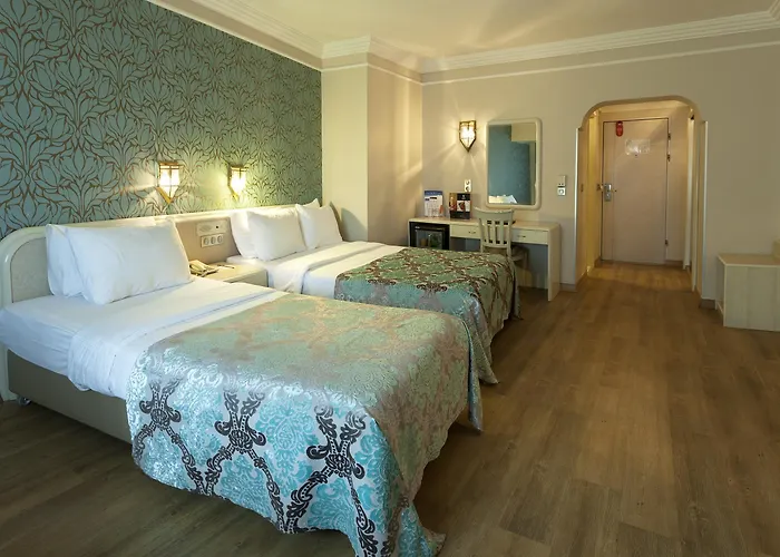 Отель Grand Anka 4*