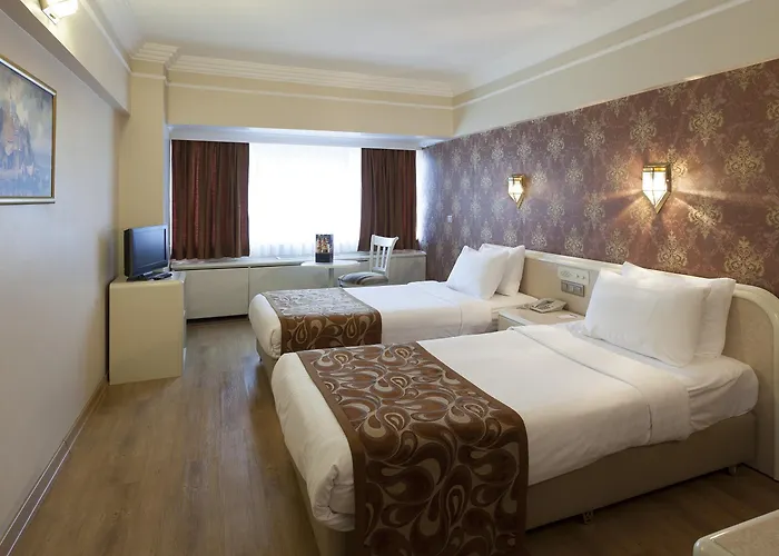 Отель Grand Anka 4*