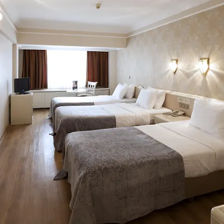 Ξενοδοχείο Grand Anka 4*